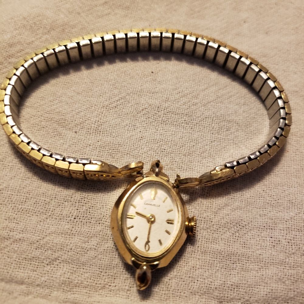 Vintage NON-WORKING Caravelle Goldtone Womens Watch